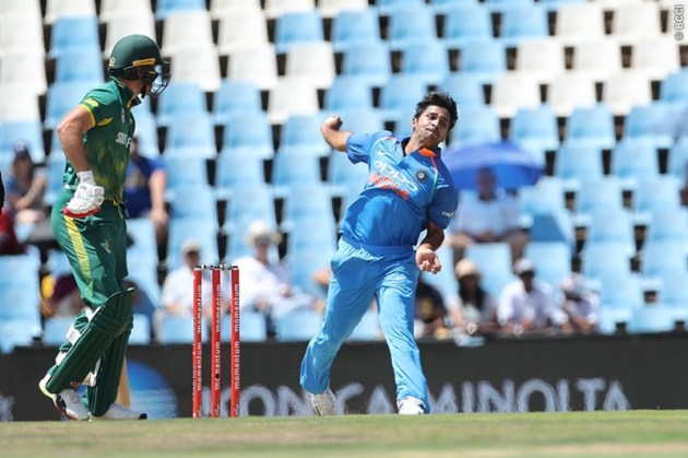 shardul thakur bowling