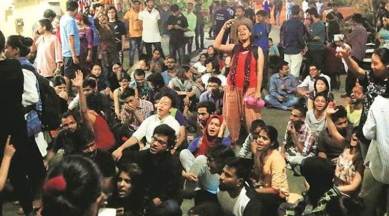 Tata Institute of Social Sciences, TISS mumbai, indian express, School of Social Work, TISS students protest, TISS main gate, tiss agitation