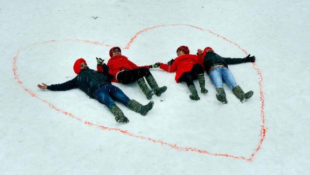 Valentines day images, Valentines day pics, Valentines day, Valentines day celebrations, Valentines day celebrations images, february 14, indian express
