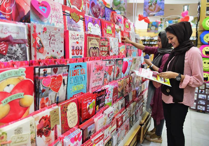 Valentines day images, Valentines day pics, Valentines day, Valentines day celebrations, Valentines day celebrations images, february 14, indian express