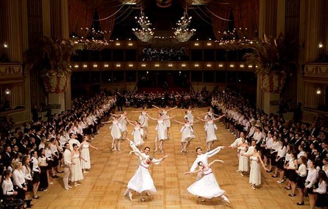 Vienna Opera Ball, Vienna Opera Ball ballet performers, Vienna Opera Ball Wiener Staatsballett, Wiener Staatsballett opening ceremony, indian express, indian express news