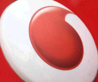 Vodafone, Vodafone VoLTE, What is VoLTE, Vodafone VoLTE Delhi, How to get Vodafone VoLTE, Vodafone VoLTE OnePlus, Vodafone VoLTE Mumbai