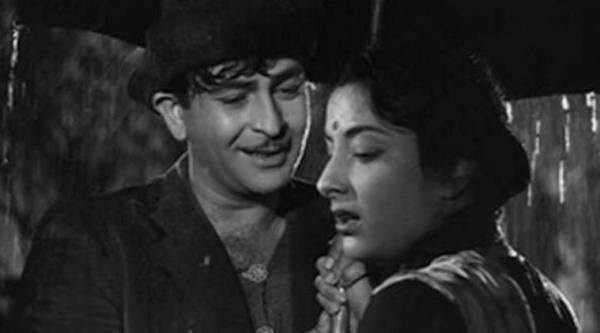 Raj Kapoor and Nargis in Shree 420 photo