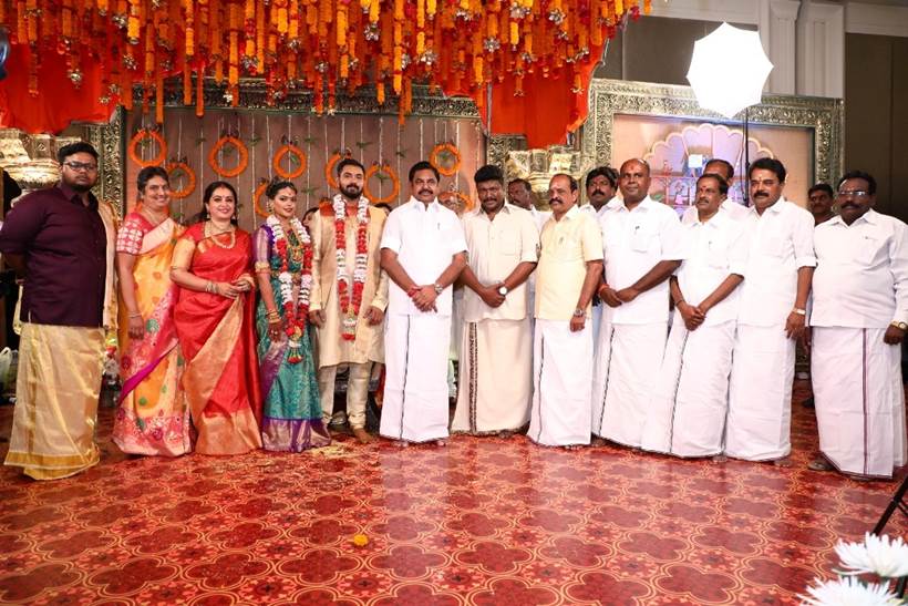 Keerthana Akshay wedding photos