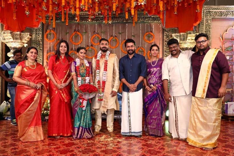 Keerthana Akshay wedding photos