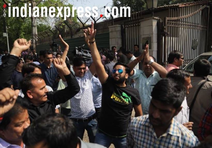 AAP MLAs, supporters enjoying as Delhi High Court quashes Presidential notification