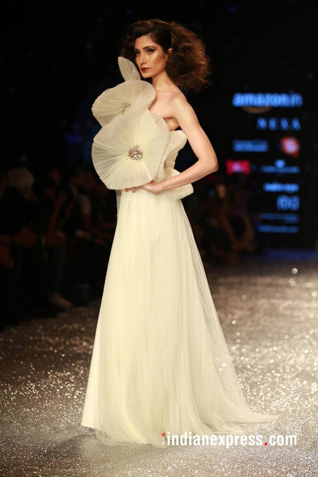 Amazon Fashion Week, Amazon Fashion Week Gauri and Nainka, Amazon Fashion Week Vaani Kapoor, Amazon Fashion Week Diana Penty, Amazon Fashion Week Shyamal and Bhumika, Amazon Fashion Week latest photos, Amazon Fashion Week Abraham and Thakore, indian express, indian express news