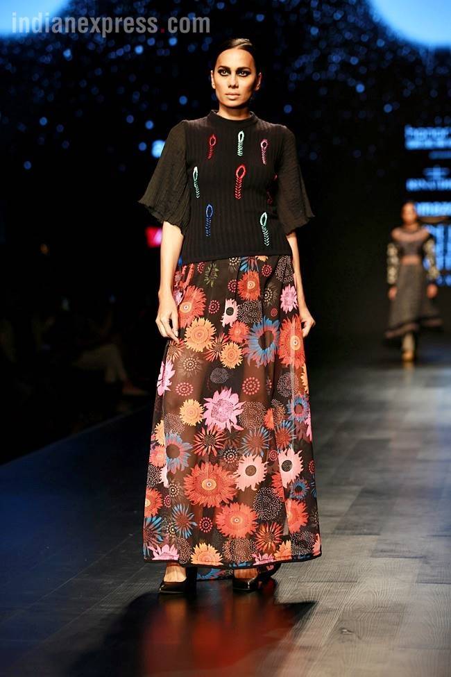 Amazon Fashion Week 2018, AIFW 2018, AIFW Rina Dhaka show, Rina Dhaka indian express, indian express news, Amazon India Fashion Week Autumn Winter 2018, Rina Dhaka Autumn Winter collection, rina dhaka fashion show