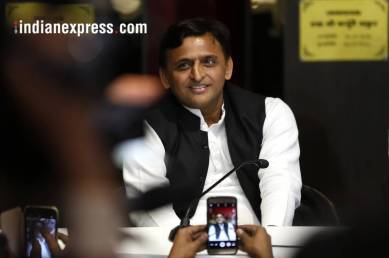 akhilesh bungalow, akhilesh yadav damages house, akhilesh yadav house damaged, samajwadi party, uttar pradesh, former cm vacates official residence, indian express
