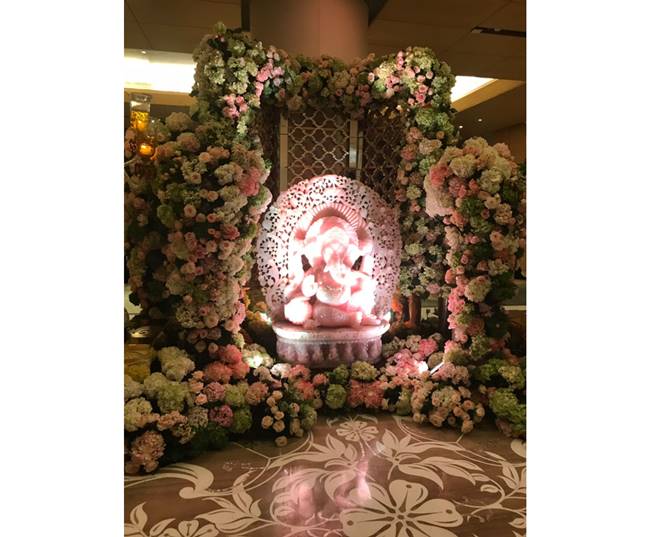 Akash Ambani Shloka Mehta engagement, Ambani engagement pics, Ambani engagement celebrations, Ambani engagement party, Ambani engagement bash, Akash Ambani Shloka Mehta engagement pics, indian express, indian express news
