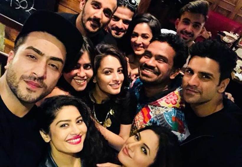 yeh hai mohabbatein team photos