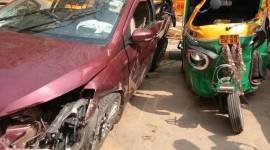 delhi auto driver killed, delhi accident, delhi car rams into auto rickshaw, delhi minor boy rams car into auto, auto driver dead, tolstoy marg accident
