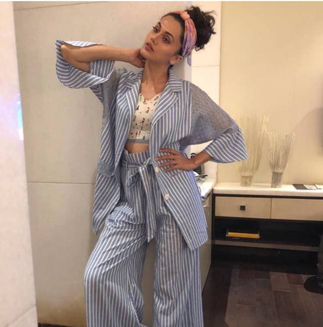 pantsuits, pantsuit fashion, Kareena Kapoor Khan pantsuits, Deepika Padukone pantsuit, Priyanka Chopra panysuits, Manushi Chhillar pantsuits, Mahira Khan pantsuits, fahsion trends pantsuits, indian express, indian express news