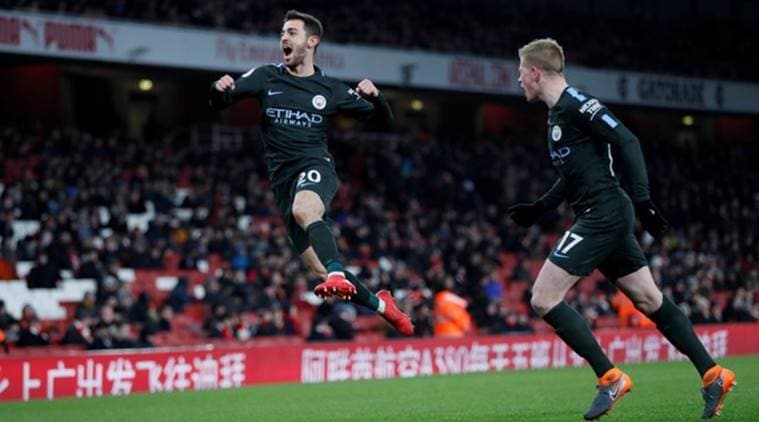  Bernardo Silva celebrates with Kevin De Bruyne 