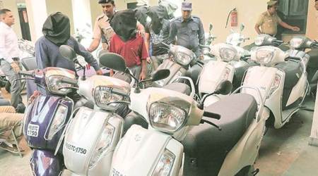 CHANDIGARH POLICE, chandigarh fake documents gang, chandigarh two wheelers recovered, zirakpur, chandigarh automobile agency, punjab news, chandigarh crime