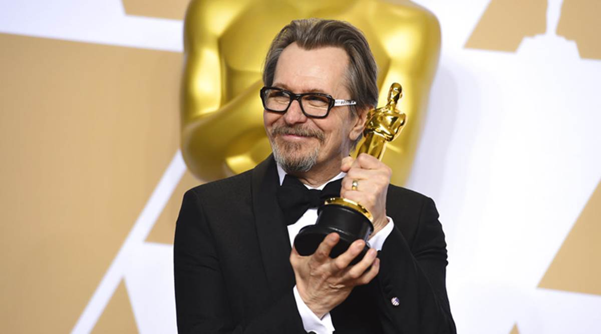 Gary Oldman Does Winston Churchill Proud With Oscar Best Actor Victory Entertainment News The Indian Express