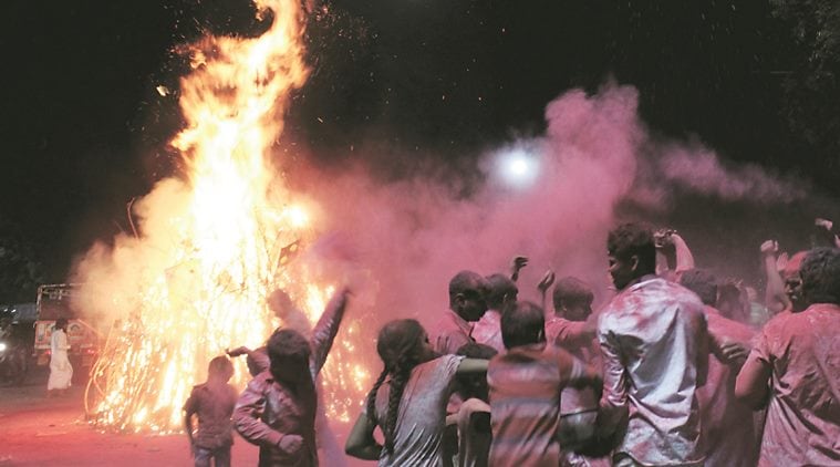 Staring at water crisis, Ahmedabad, Surat civic bodies appeal to people to opt for dry Holi