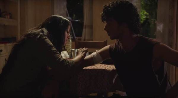 beyond the clouds ishaan khatter malavika mohanan trailer