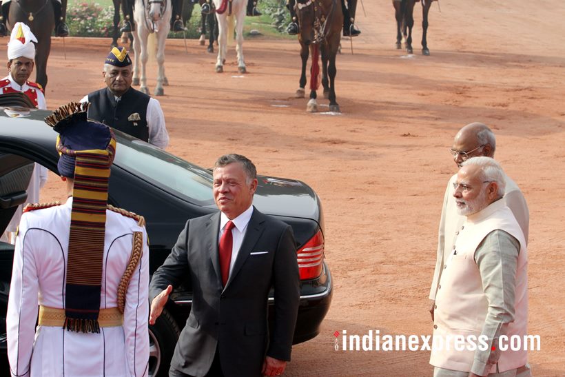 king abdullah photos, jordan king images, abdullah 2 india visit pics, king abdullah modi meet images, jordan kind prez kovind images, rashtrapati bhavan, ceremonial welcome, guard of honour, indian express
