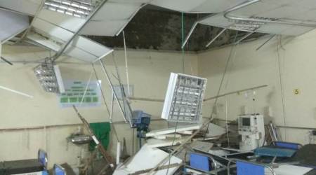 Ceiling at Mumbai hospital collapses, injures 2 patients