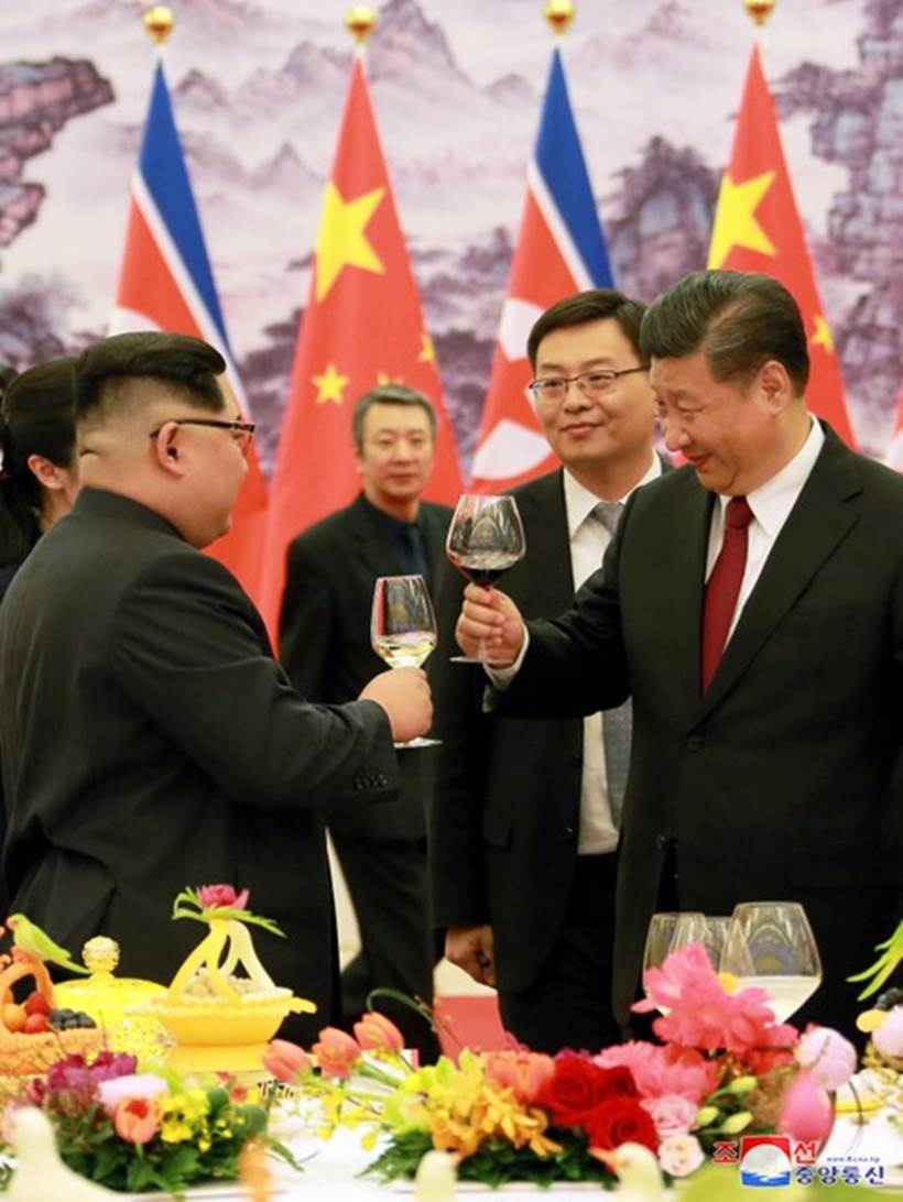 Kim Jong Un, Xi Jinping, North Korea, China, Kim meets Xi, Kim in China pictures, Kim Xi pictures, World news, Indian Express
