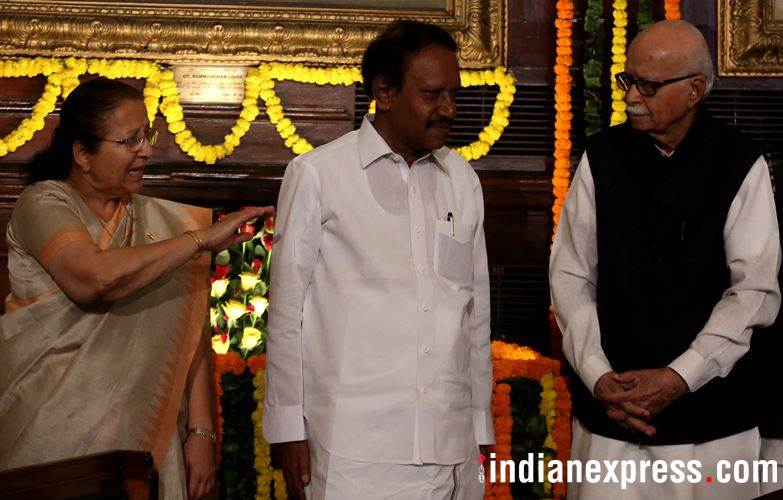 Parliament logajam enters 15th day