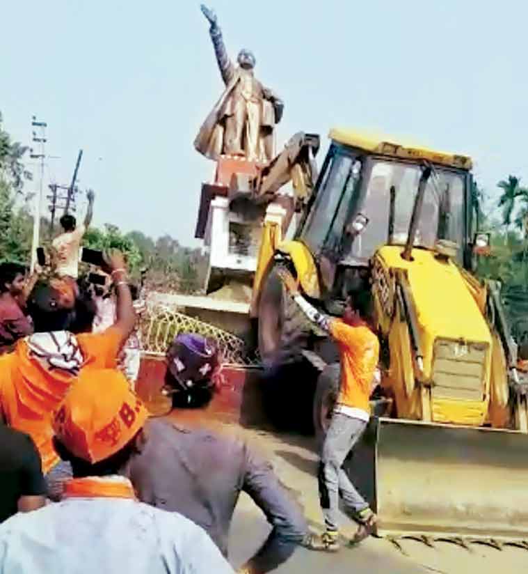 With head severed, ‘Lenin’ to be kept at civic body premises | North ...