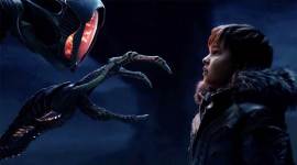 watch netflix lost in space trailer