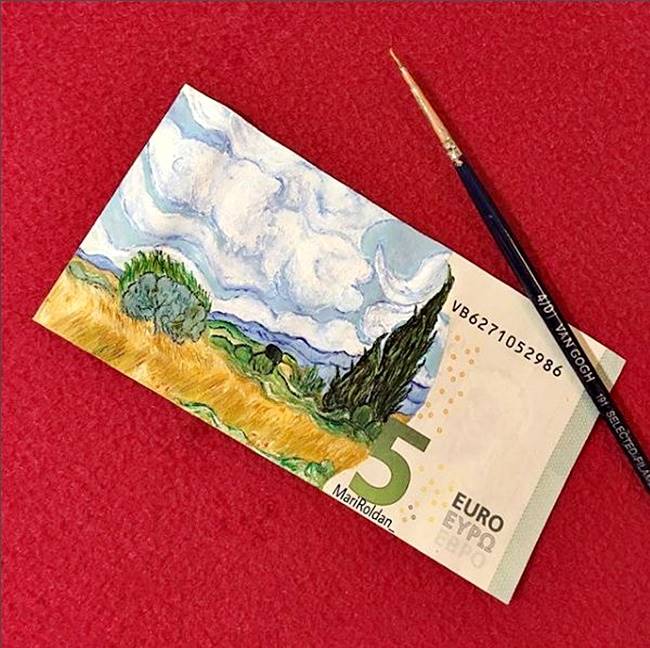Mari Roldan, Mari Roldan instagram, Mari Roldan artist, Artist Mari Roldan recreates famous paintings using money, paintings on currency notes