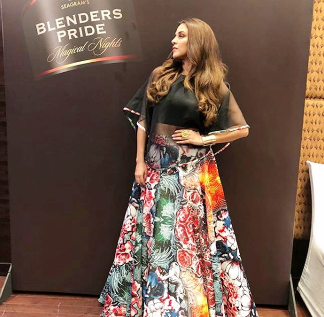 Manushi Chhillar, Kangana Ranaut, Mahira Khan, Malaika Arora, Shruti Haasan, Athiya Shetty, Madhuri Dixit, Hansika Motwani, Kalki Koechlin, Lara Dutta, Genelia D'Souza, celeb fashion, bollywood fashion, indian express, indian express news