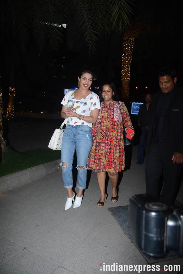 Celeb spotting: Priyanka Chopra and Arpita Khan Sharma step out for a ...