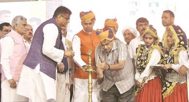 nitin gadkari, uttarakhand dam, pakistan, river water divert, union water minister, indian express