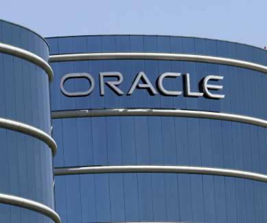 Google Oracle case, Java coding software, Android OS, mobile devices, Oracle copyrights, Java APIs, Google copyright violations, royalties, intellectual property, platform-neutral system