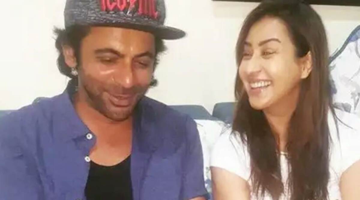 shilpa shinde and sunil grover join hands for a digital show entertainment news the indian express shilpa shinde and sunil grover join