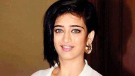 akshara haasan web series goodbye girl