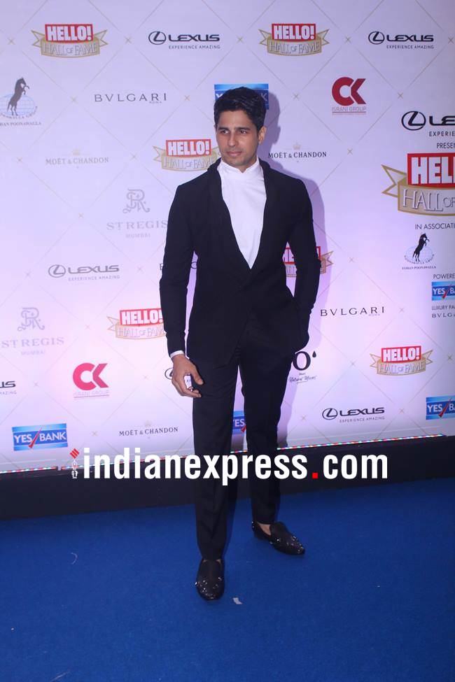 Hello Hall of Fame Awards 2018, Hall of Fame Awards, Ranveer Singh, Sridevi, Deepika Padukone, Ranveer Deepika, Shah RUkh Khan, shah rukh khan gauri, karan johar, shahid kapoor mira rajput, hello hall of fame award photos