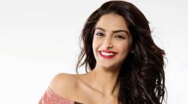 Sonam Kapoor latest photos