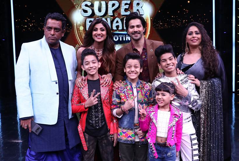 super dancer finale photos winner bishal sharma varun dhawan