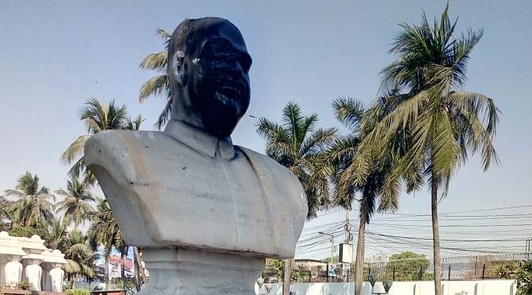 Syama Prasad Mookerjee, shyama prasad mukherjee statue vandalised kolkata,
