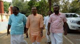 tushar vellappaly no alt set