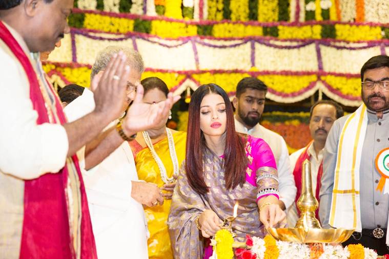 aishwarya rai bachchan receives woman of substance title from bunt community karnataka