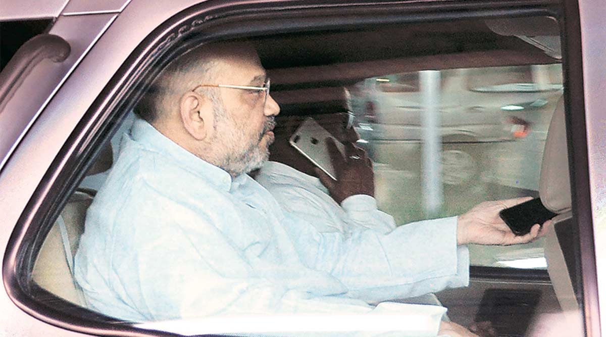 Andhra Special Status Tdp Activists Pelt Stones At Amit Shah S Convoy In Tirupati India News The Indian Express