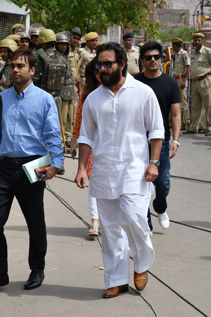 Salman Khan photos, blackbuck poaching case, Salman Khan pictures, jodhpur jail images, jodhpur court images, indian express