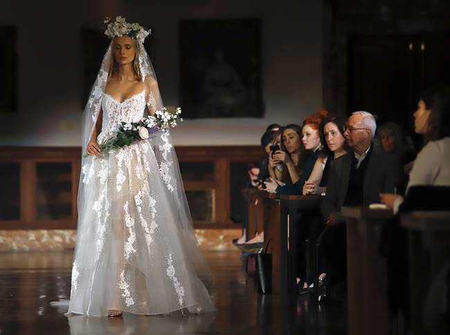 Bridal Fashion Week, Bridal Fashion Week Amsale, Bridal Fashion Week Romona Keveza, bridal dresses, wedding dress designs, Bridal Fashion Week Reem Acra, indian express, indian express news