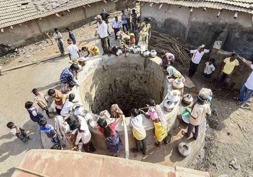 No water source, villages in this Maharashtra district look at govt for
