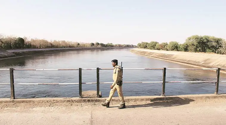 Treading water: A day in the life of a constable at Narmada Main Canal in Gujarat