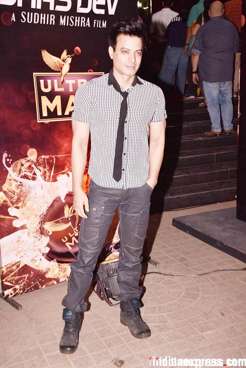 rahul bhatt at daas dev screening