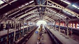 Engine of Chennai-bound train derails, no casualties