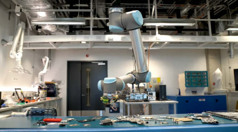 Electronic waste recycling, University of New South Wales, microfactory, metal alloys, greeen manufacturing, computer circuit boards, 3D printing, patented technology, ceramics