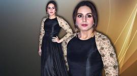 Huma Qureshi, Huma Qureshi latest photos, Huma Qureshi fashion, Huma Qureshi Nikhil Thampi, Huma Qureshi black and gold gown, Huma Qureshi Gr8 Flo awards, indian express, indian express news